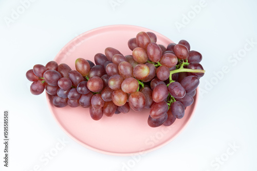 Fototapeta Naklejka Na Ścianę i Meble -  A bunch of fresh raisin fruits