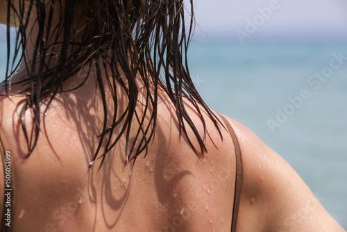 Canvas Print Woman's hair on the beach