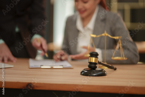 Legal Consultation and Signing of Important Contract Documents