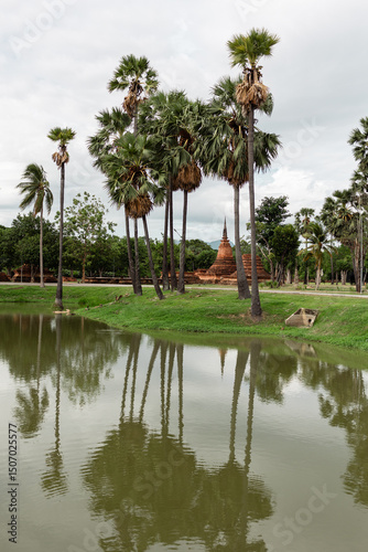 Canvas Print Wat Sra Sri in Sukhothai Historical Park - Thailand