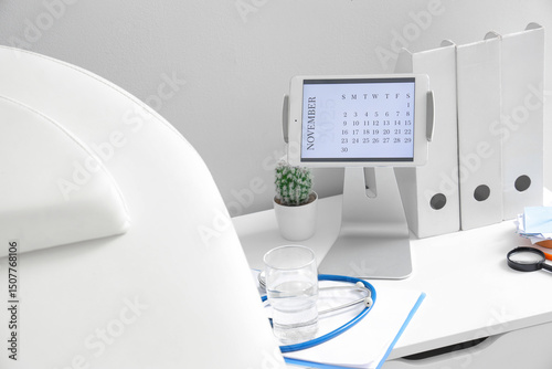 Tablet computer with calend...