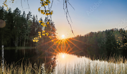 Fototapeta Naklejka Na Ścianę i Meble -  sunset over the lake