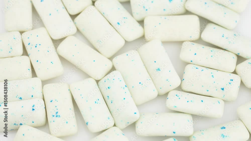 Chewing gum. Mint chewing gum pads. Gum background	
