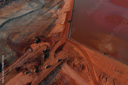 Bild auf Leinwand Aluminum Bauxite Mining and Production Plant
