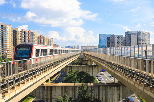 Photos Urban rail transit under blue sky and white clouds in Kunming, Yunnan Province,