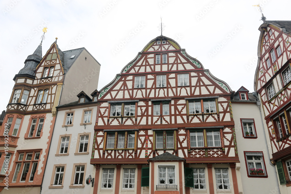 Fototapeta premium Street in Bernkastel-Kues in Germany 