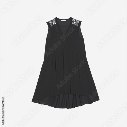 Robe noire sans manche