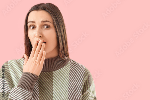 Wondering young woman on pi...