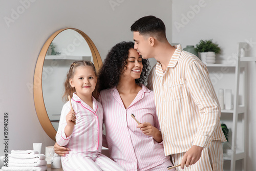 Little girl and her parents...