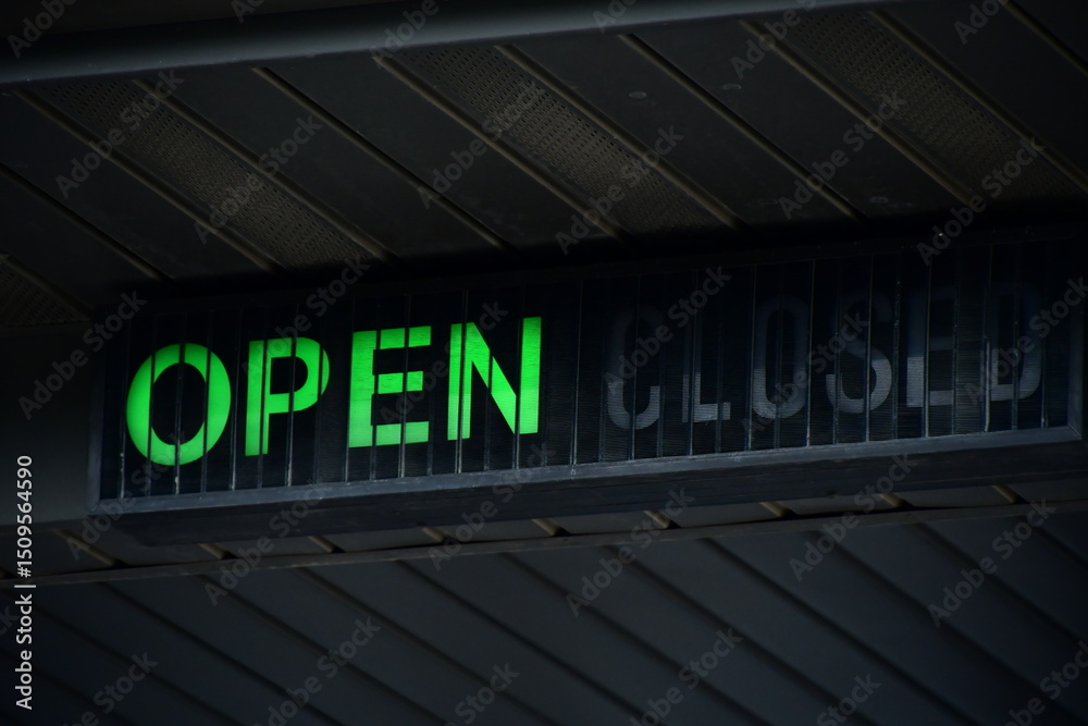 Obraz premium Open Closed Sign