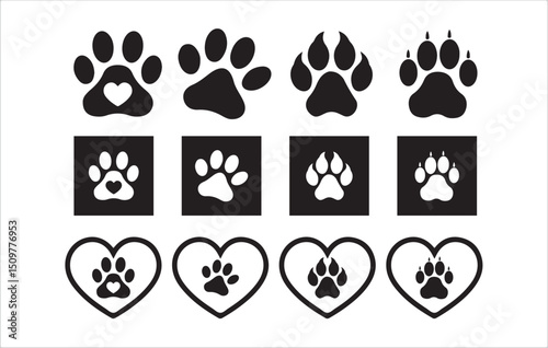 Animal Paw Print Icons in Heart and Square Frames,
Victor illustration eps 10.