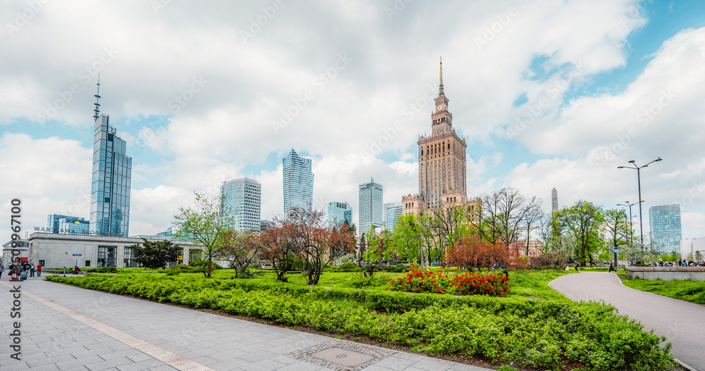 Fototapeta premium Warsaw, top view of the Palace of Culture in Poland and in the background the skyscrapers of the city of Warsaw