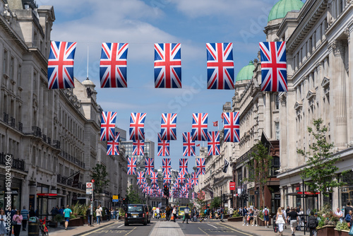 Billede på lærred Street with Union Jack Flags