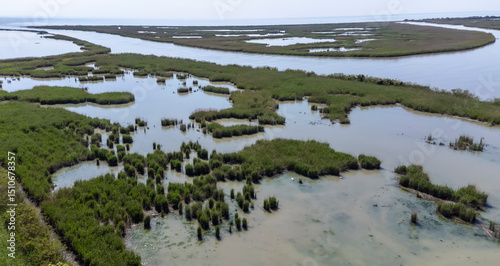 Porto Tolle is located between the Po di Maistra and Po di Gnocca rivers and is cut in half by the Po di Venezia (Parco regionale del Delta del Po)