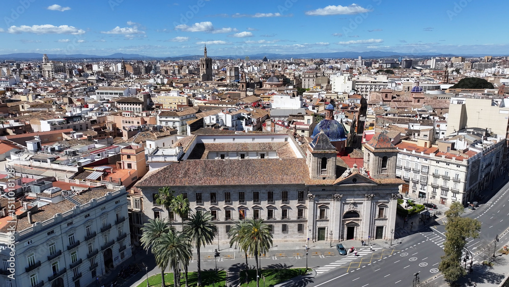 Obraz premium Valencia Skyline At Valencia In Valence Community Spain. Medieval Buildings Scenery. Downtown Cityscape. Valencia At Valence Community Spain. Cultural Heritage Skyline. Urban Scene.