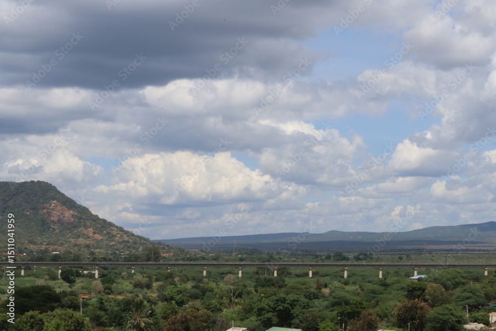 Obraz premium clouds over the mountain