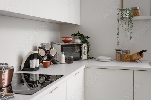 Coffee machine with cups an...