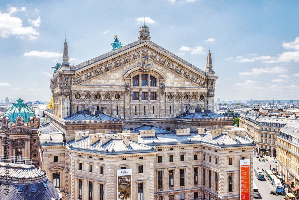 Obraz premium Opera House in Paris, Palais de LÓpera de Paris