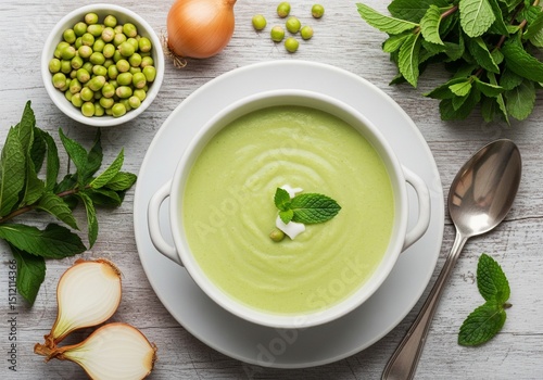 Gaspacho de cosses de petits-pois   : Fraîcheur et Saveurs du Sud