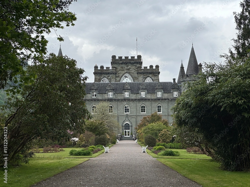 Obraz premium castle in the park