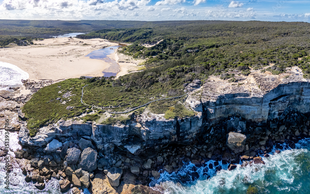 Obraz premium View of coast in Royal national park, Australia