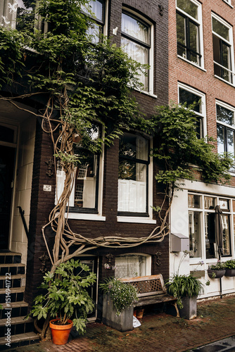 old house in amsterdam