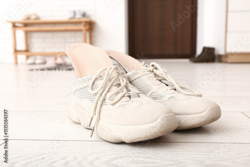 Stylish sneakers with ortho...