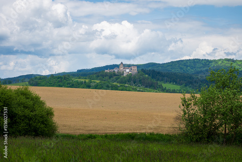 Wallpaper Mural Ľubovňa Castle, built in the 13th century in northern Slovakia, played a key role in protecting trade routes and hosted Polish crown jewels in the 17th century. Today, it's a major tourist destination Torontodigital.ca