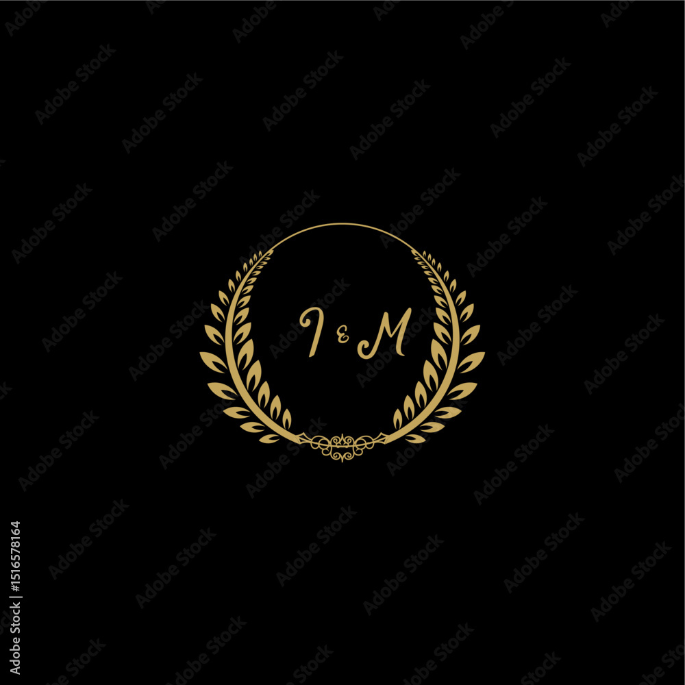 Naklejka premium IM beautiful, feminine and elegant wedding monogram initial logo with circle floral gold