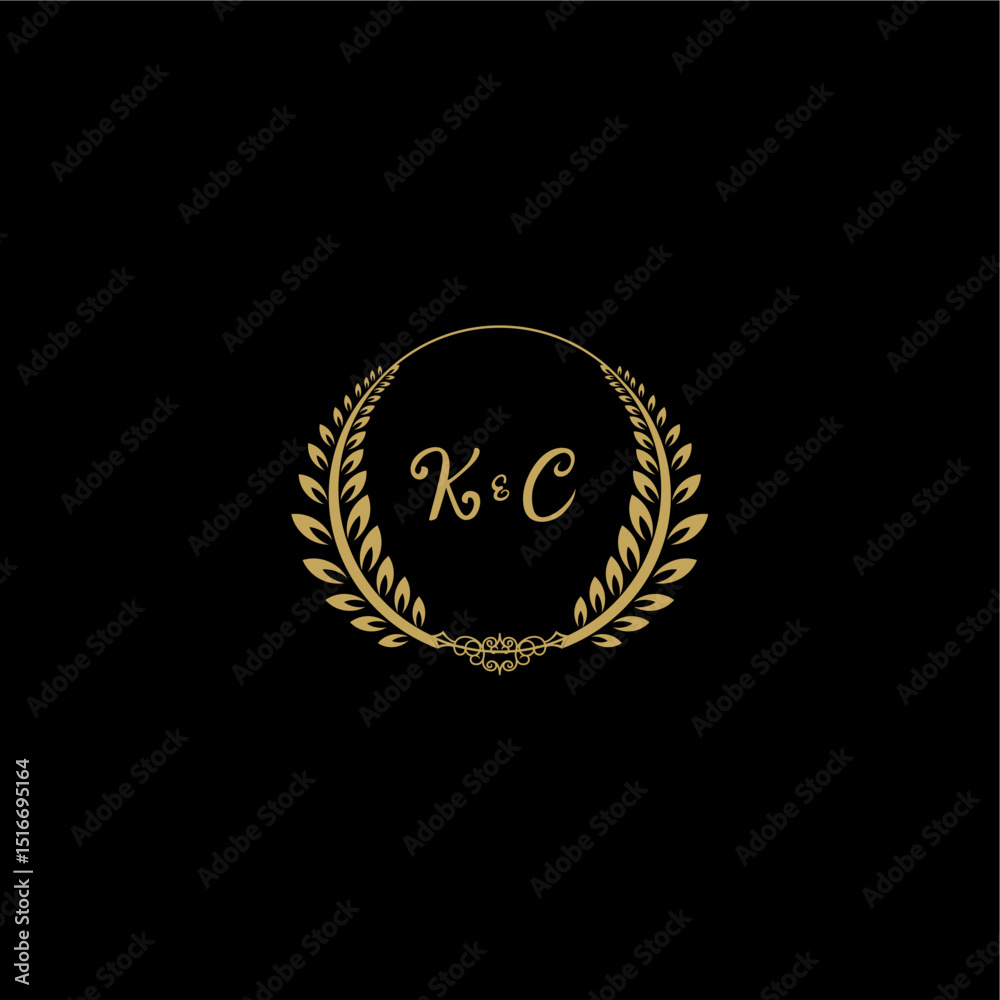 Naklejka premium KC beautiful, feminine and elegant wedding monogram initial logo with circle floral gold