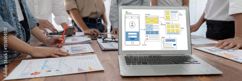 Φωτογραφία UX UI design process for brisk mobile application and website