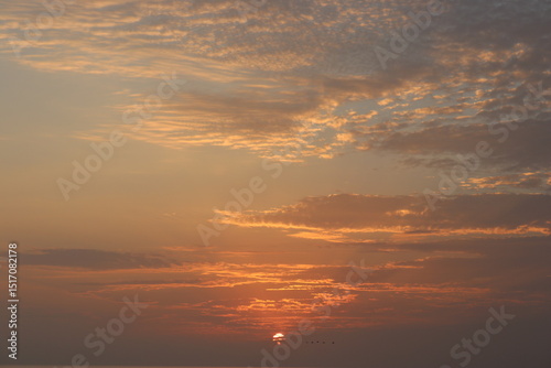 Fototapeta Naklejka Na Ścianę i Meble -  sunset sky with clouds