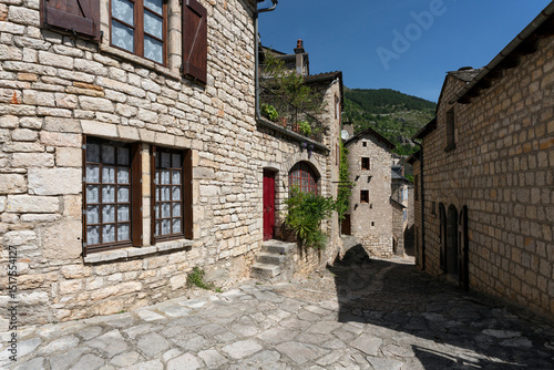 Fototapeta Naklejka Na Ścianę i Meble -  Famous Sainte-Enimie village in France,