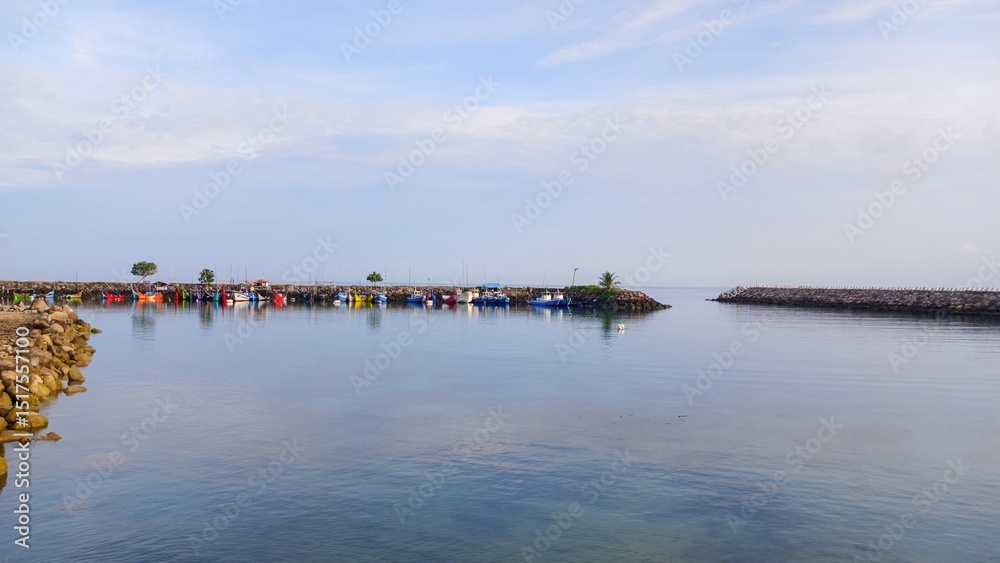 Fototapeta premium fishing boats on the pier