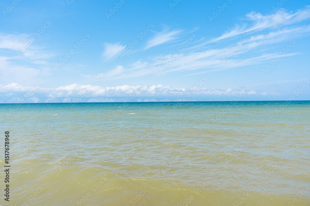 Fototapeta premium Gradient of water color near sandy coast