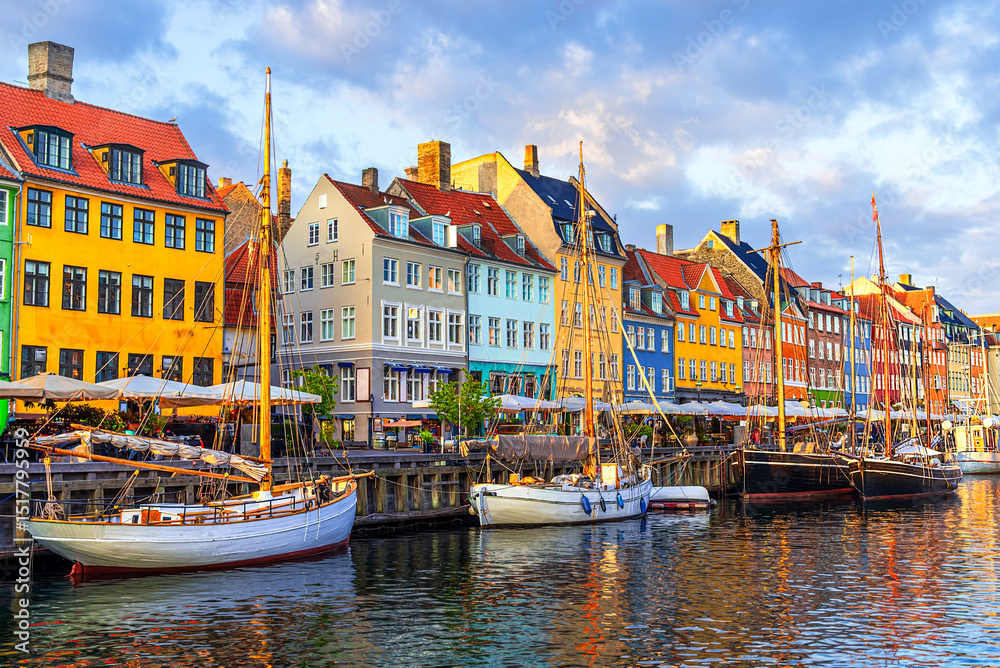 Obraz premium Copenhagen, Denmark: Old Nyhavn harbour with ships and colorful buildings, Old Town, Europe