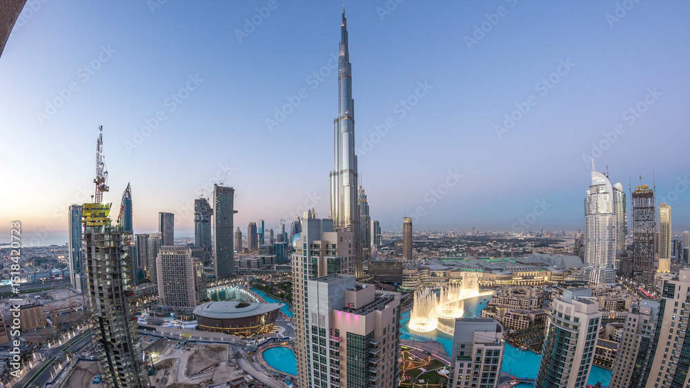 Naklejka premium Dubai downtown day to night timelapse