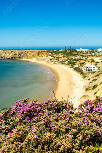 Frühsommerliche Wanderung an der wunderschönen Algarve vor den Toren der Hafenstadt Sagres - Portugal 