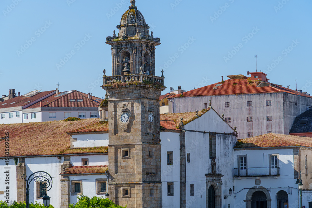 Obraz premium Die kleine Stadt Betanzos in Spanien