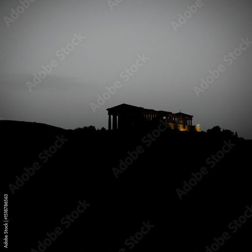Dark silhouette of monument hill in edinburgh scotland at night travel photography landscape scenic view