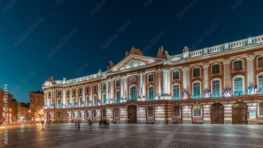 Obraz premium The Capitole de Toulouse day to night timelapse showcases the historic city hall. France