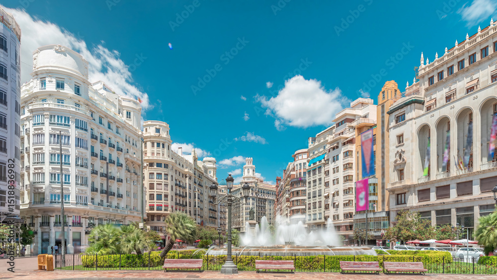 Naklejka premium Fountain on Town Hall Square timelapse hyperlapse in Valencia, Spain