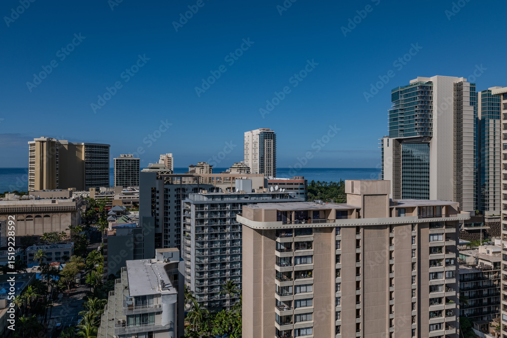 Obraz premium Waikīkī is a Honolulu neighborhood and the eponymous Waikīkī beach on its south shore, on the island of Oʻahu in the U.S. state of Hawaii.