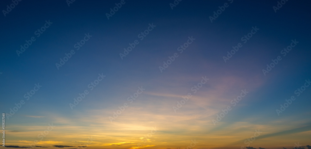 Fototapeta premium Sunset sky and evening glow