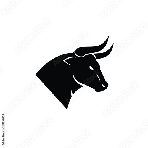 Powerful Bull Head Silhouette Illustration with Sharp Horns and Determined Expression