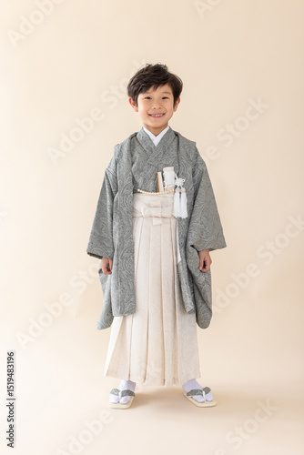 七五三5歳の着物を着た男の子