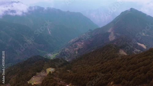 Mountains in Disguise – When Clouds Take Over the Skyline