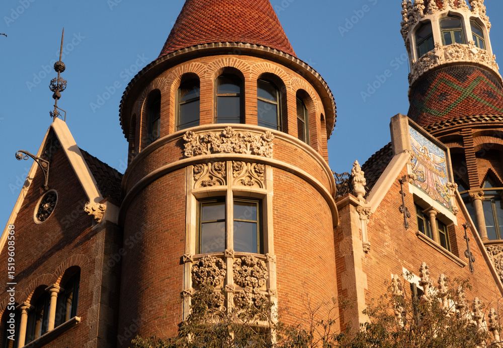Fototapeta premium Interesting Art Nouveau Architecture Buildings facade in Barcelona, Spain. (Arquitectura modernista). These fancy buildings date for the most from the early XXth century. 