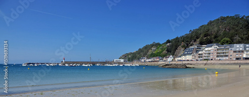 GR 34 le sentier des douaniers en Bretagne en France : de Plurien à Pléneuf-Val-André (faune et flore, Chapelle Saint-Michel à Erquy, les lacs bleus, Cap d'Erquy, pointe de Pléneuf)