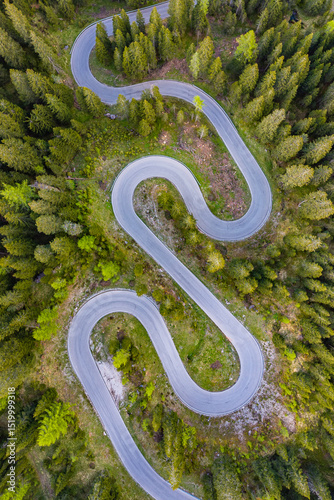Dolomiten - Dolomites - Passo di Giau - Snake Road - Strada a serpente Passo Giau